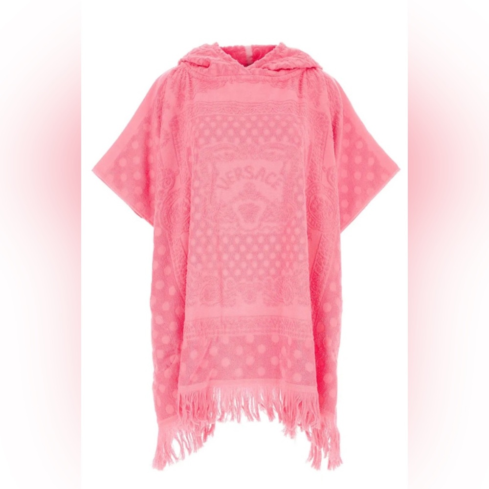 Dua Lipa X Versace poncho